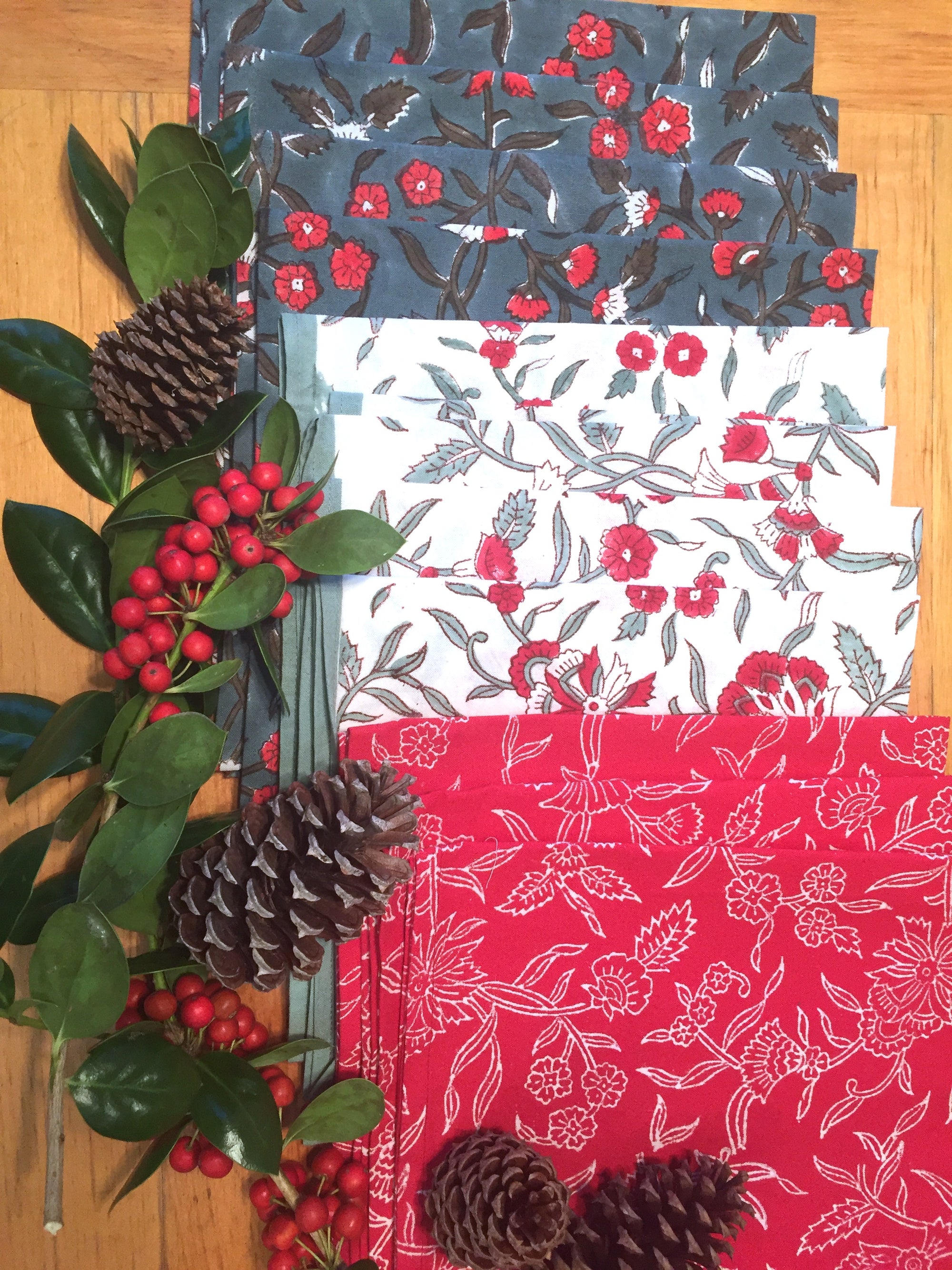 Napkin Set in Block Printed Organic Cotton -Holly Print