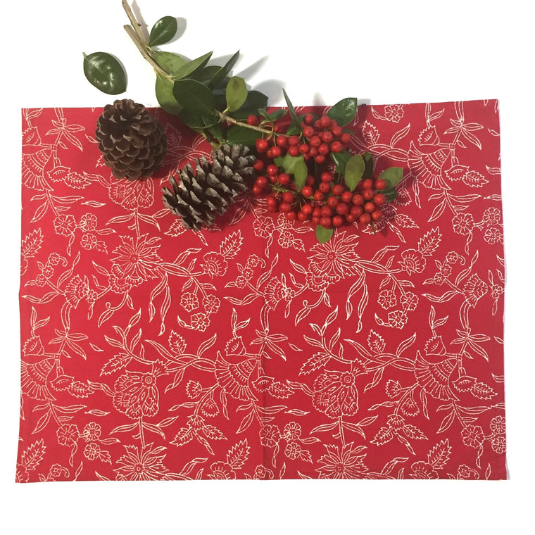 Placemat in Hand Block Printed Organic Cotton - Holly Red