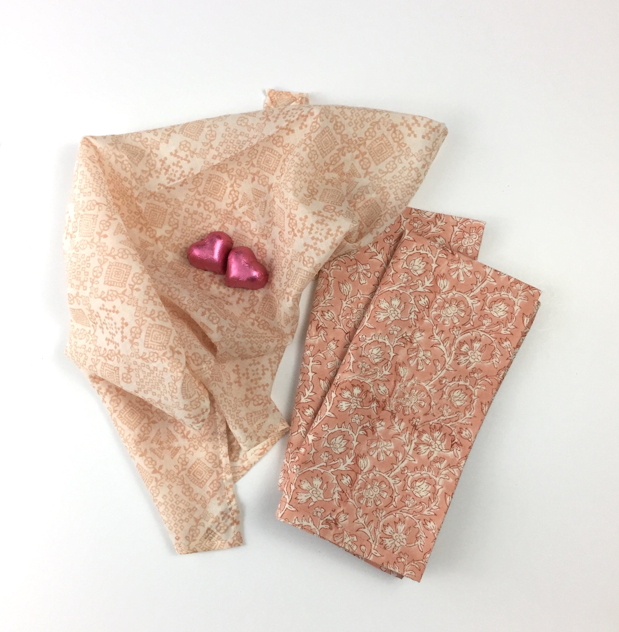 Napkin Set in Block Printed Moroccan Amber Vine Print