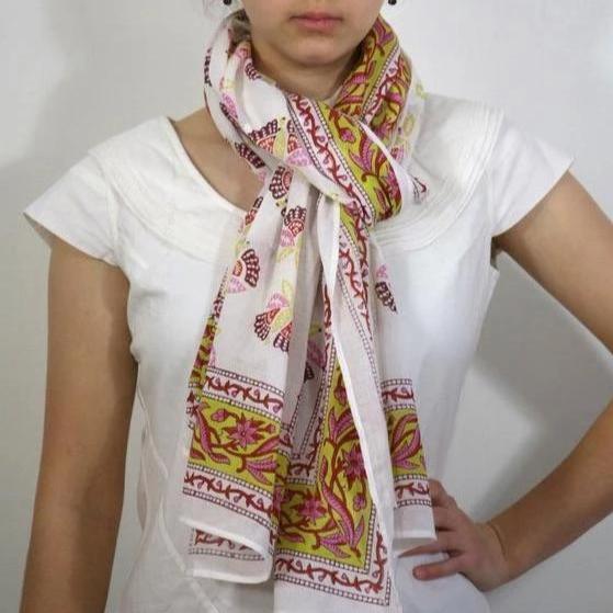 Scarf in Block Printed Pink Buti Print